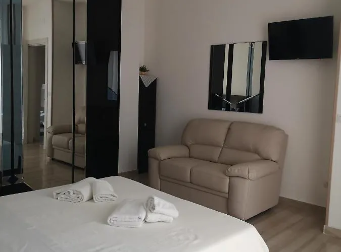 Muccino לינה וארוחת בוקר 3*